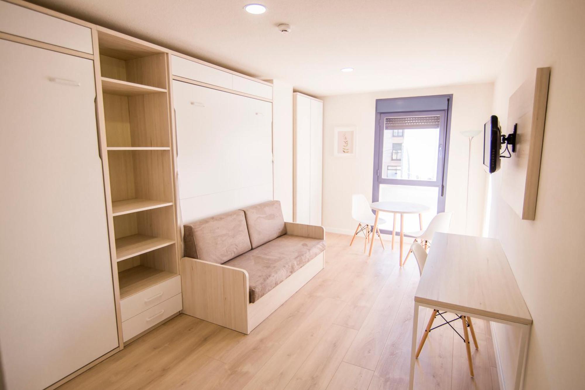 Apartamentos Plaza De Santiago - Estudios Turisticos - 1 Llave Pinto Exterior photo