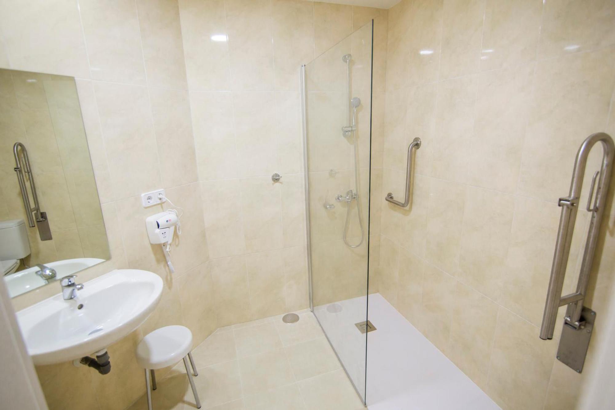 Apartamentos Plaza De Santiago - Estudios Turisticos - 1 Llave Pinto Exterior photo