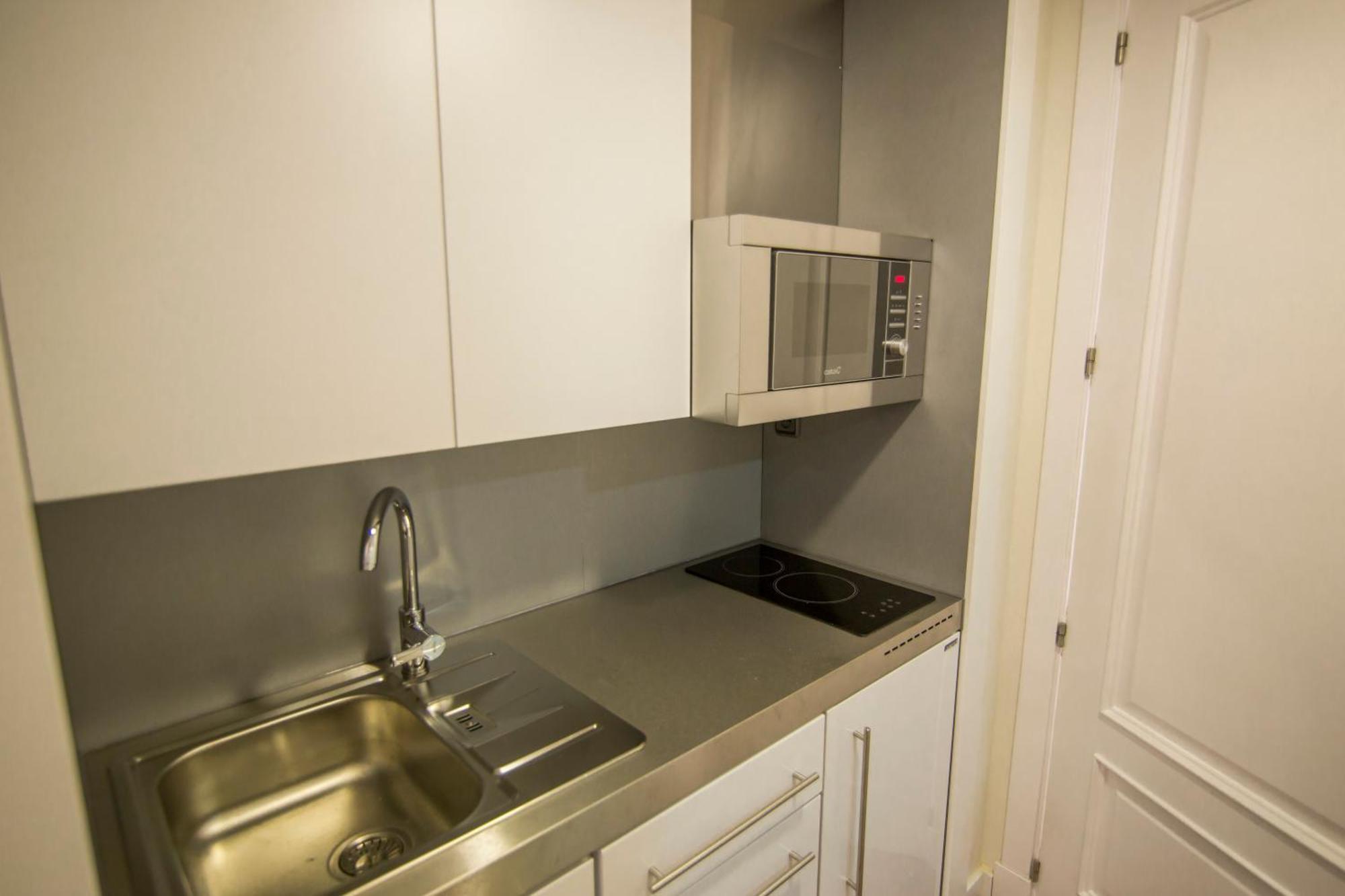 Apartamentos Plaza De Santiago - Estudios Turisticos - 1 Llave Pinto Exterior photo